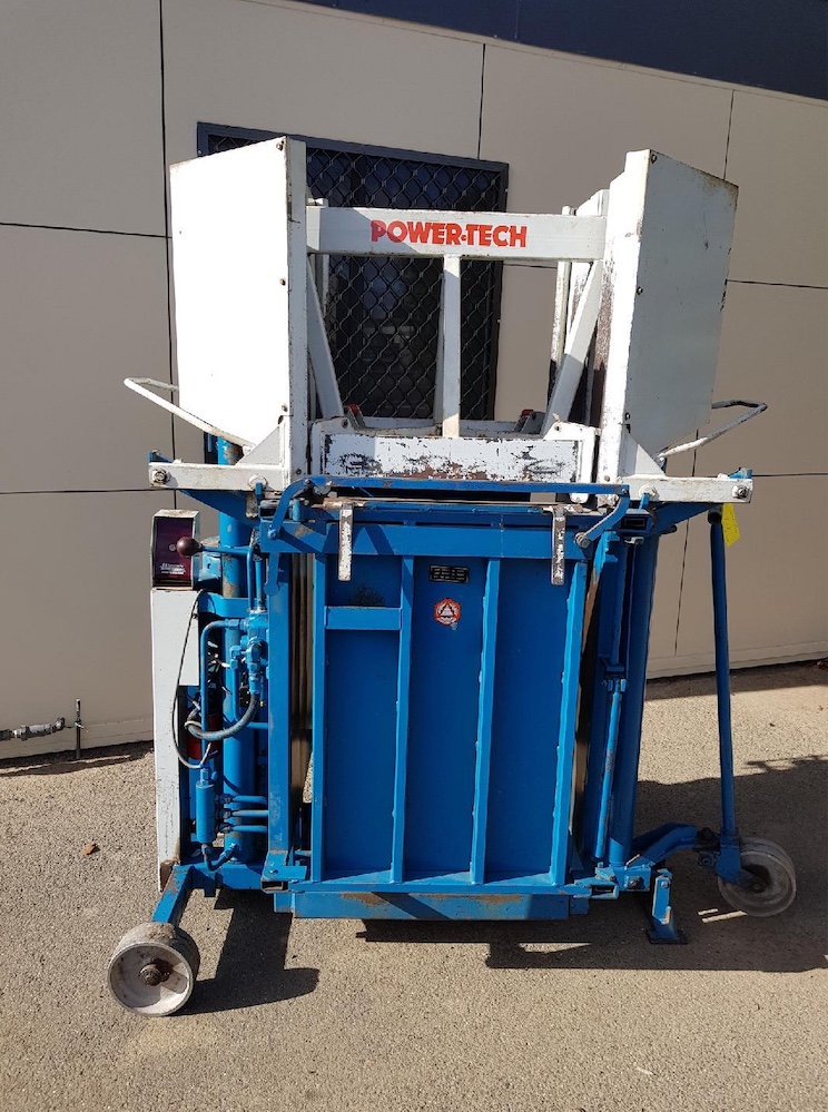 Lyco Power Tech Wool Press Livestock Equipment Woolpresses For